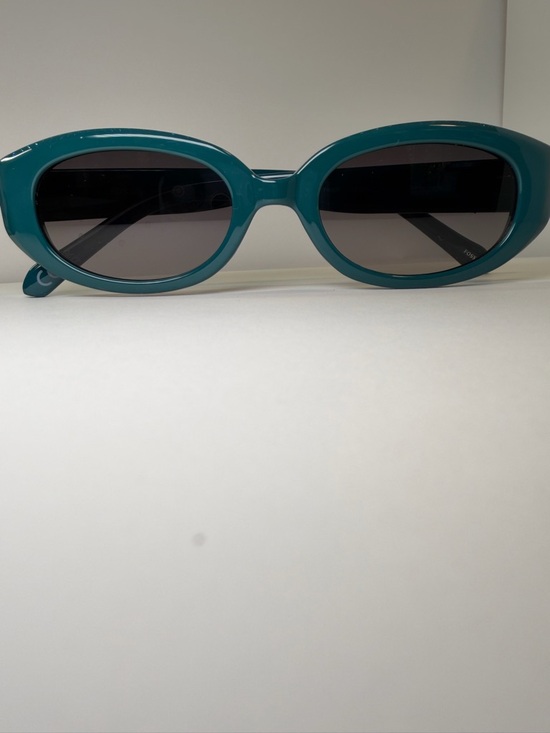 Fossil Teal Oval Women's Sunglasses - Picture 2 of 7